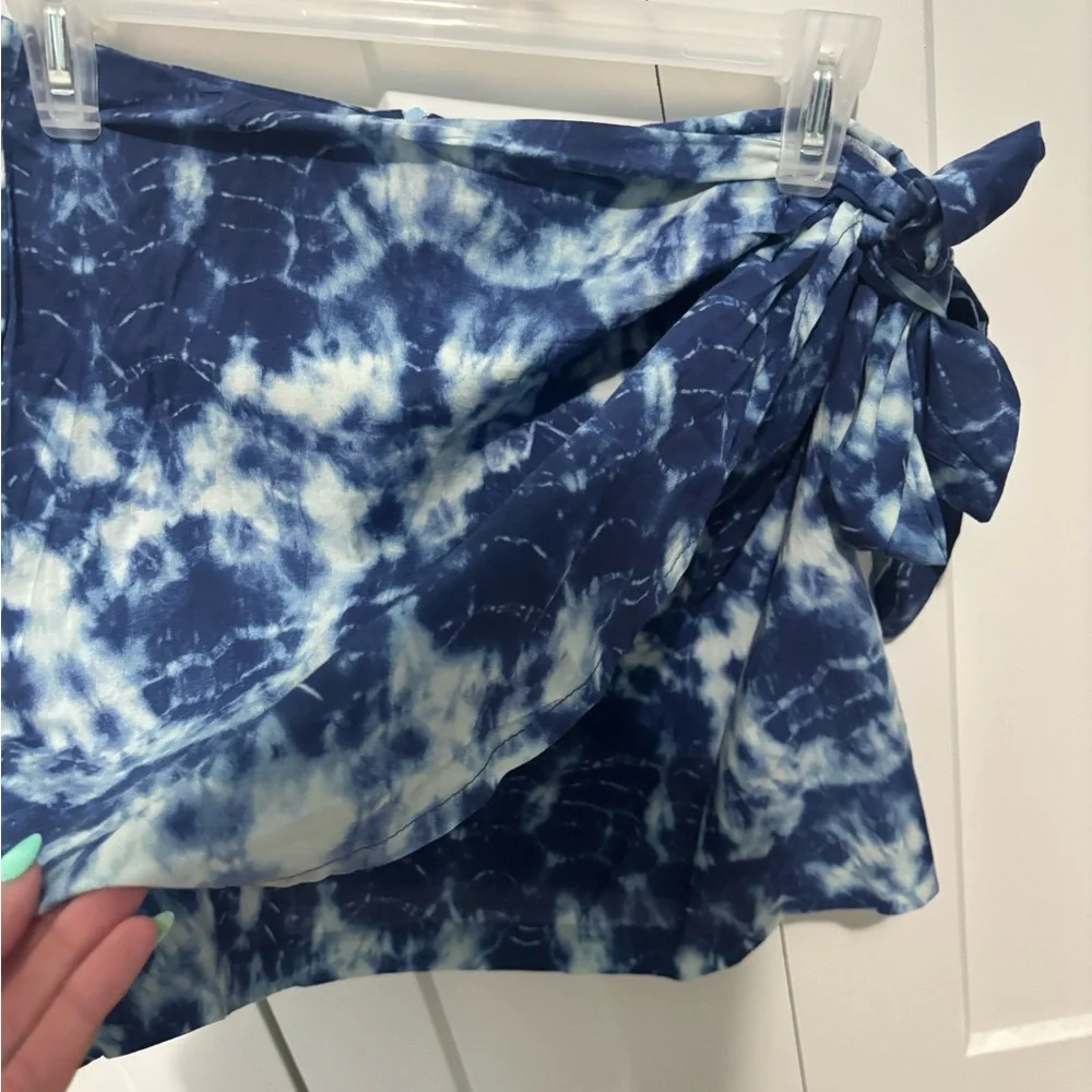 ZARA Women’s Tie-Dye Wrap Swim Skirt - Navy & White